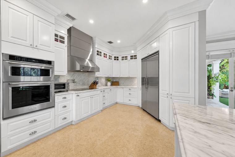 Kitchen appliances